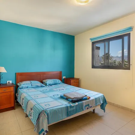 Apartment Big 2-bedroom In Tenerife South