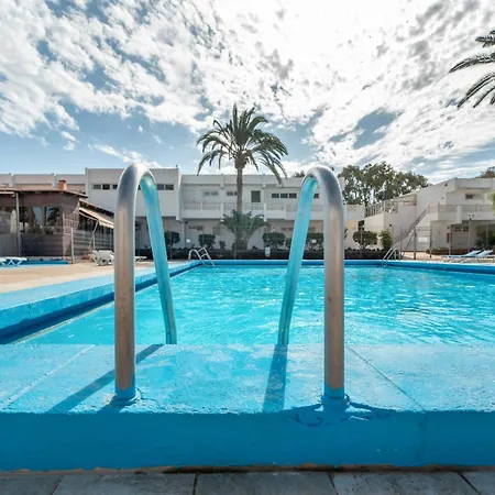 Big 2-bedroom In Tenerife South Apartment