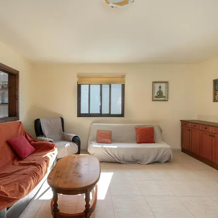Big 2-bedroom In Tenerife South *
