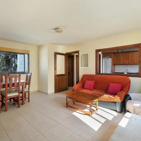 Big 2-bedroom In Tenerife South Arona (Tenerife)